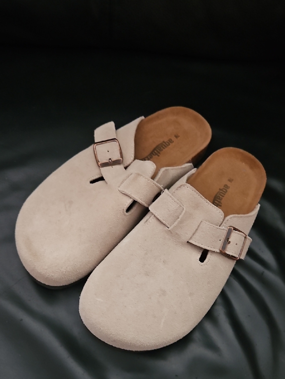 AQUATHERM - Women's Suede Leather Beige Slip On Clogs Sz 7 US - Picture 3 of 10